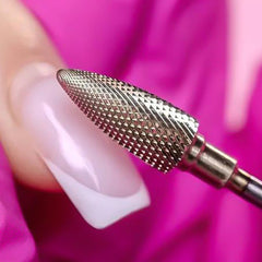 IQ NAILS