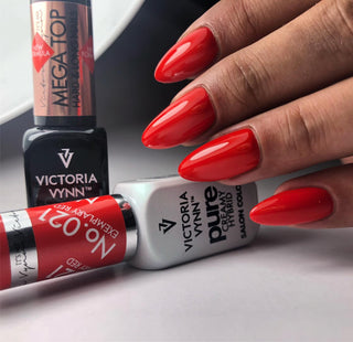 021 Exemplary Red — Gel polish Pure Creamy 8ml VICTORIA VYNN