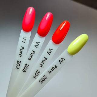 202 Fun Time — Gel polish Pure Creamy 8ml VICTORIA VYNN
