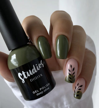DEEP OLIVE — UV Nagellack 8 ml STUDIOS DIDIER