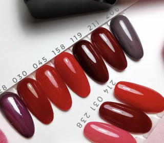 211 Lucky Love - Gel polish 8ml VICTORIA VYNN