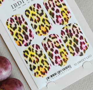 10 SWEET LEO - Nail Wraps IBDI Nails