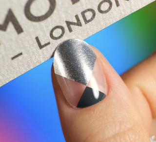 01 HANNAHROXIT - Gel Nail Strip (Gel Wraps) MoYou London