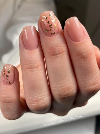 BEIGE — Mega Base (Rubber Base coat) 8 ml VICTORIA VYNN