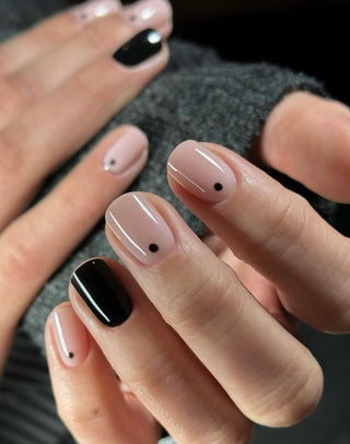300 Perfect Black - UV Nagellack Semilac 7ml