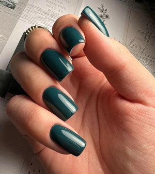 DARK VEILS — UV Nagellack 8 ml STUDIOS DIDIER