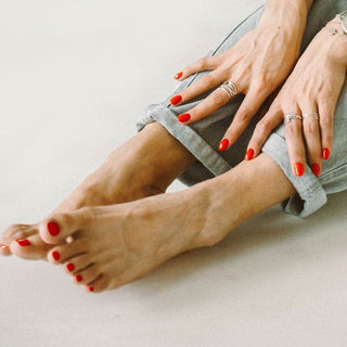 RED RIDDING HOOD - PEDIKÜRE Gel Nail Strip (Gel Wraps) MoYou London