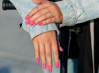 390 I'm feminine - Gel polish 8ml VICTORIA VYNN