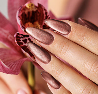 407 Hollynude - Cat Eye Gel polish 8ml VICTORIA VYNN