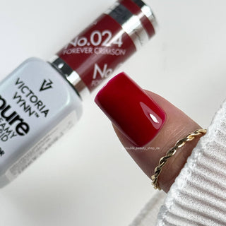 024 Forever Crimson — Gel polish Pure Creamy 8ml VICTORIA VYNN
