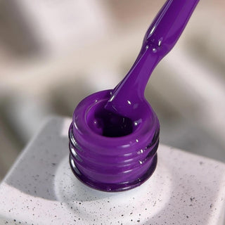 Plum - GEL POLISH 10ml NAILS OF THE DAY