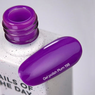 Plum - GEL POLISH 10ml NAILS OF THE DAY