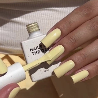 Banana Cream - GEL POLISH 10ml NAILS OF THE DAY