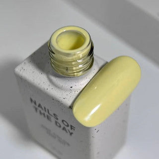 Banana Cream - GEL POLISH 10ml NAILS OF THE DAY