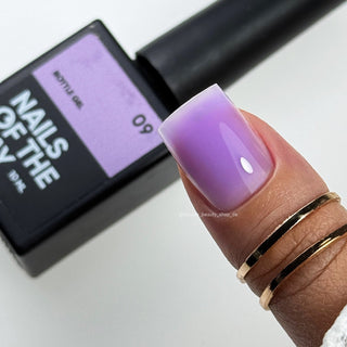 09 Bottle Gel 10ml NAILS OF THE DAY