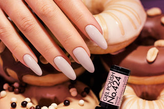 424 Nugat Gel polish 8ml VICTORIA VYNN