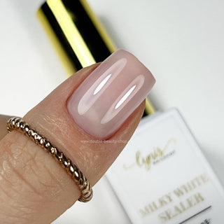 Milky White Sealer Top Coat (No Wipe) 10ml LYNIS NAILS