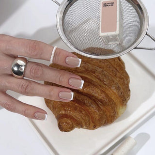 02 French GEL POLISH 10ml NAILS OF THE DAY